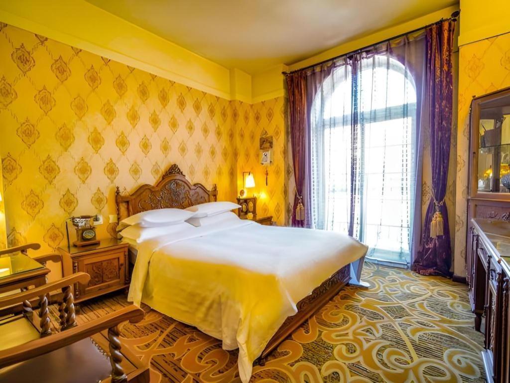 Dong Fang Hotel Beijing Exterior photo